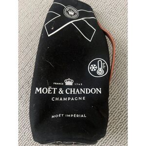 Moet & Chandon Champagne Isotherm Suit Black Wine/Champagne Bottle Bag Zips Cozy